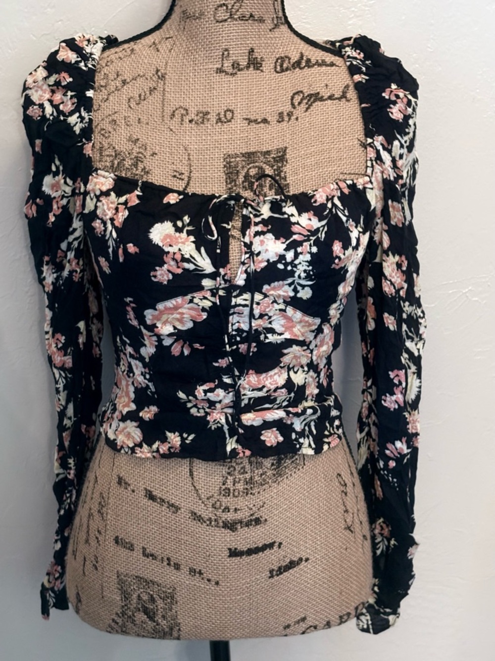 Free People NWT Black Floral Smocked Crop Top Puff Sleeve Small Cottagecore